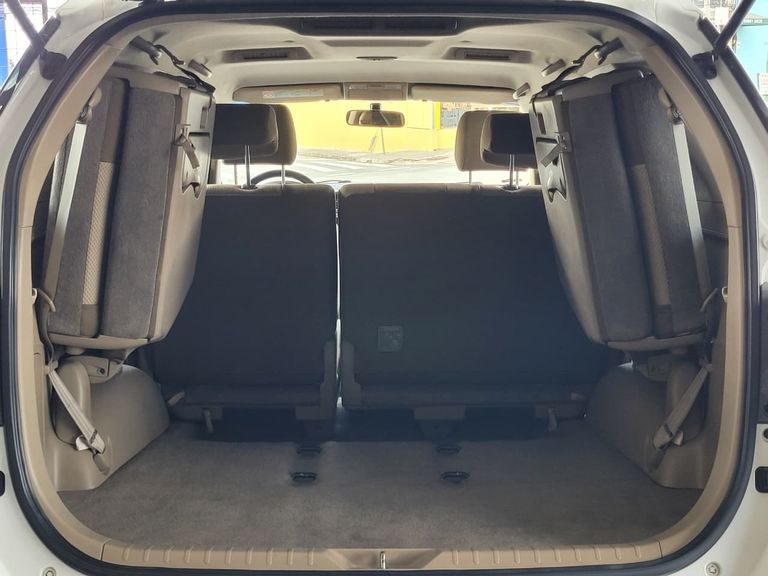 Toyota Hilux SW4 SR 4x2 2.7/ 2.7 Flex 16V Aut.