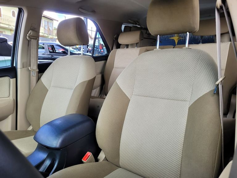 Toyota Hilux SW4 SR 4x2 2.7/ 2.7 Flex 16V Aut.