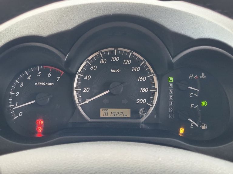 Toyota Hilux SW4 SR 4x2 2.7/ 2.7 Flex 16V Aut.