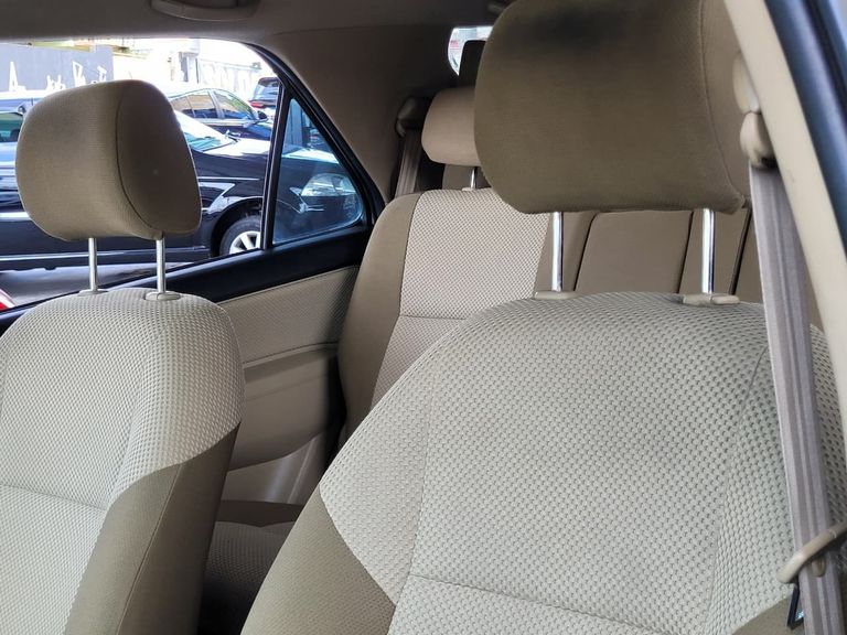 Toyota Hilux SW4 SR 4x2 2.7/ 2.7 Flex 16V Aut.