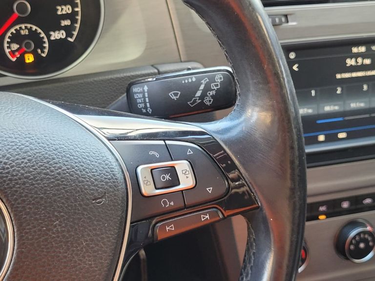 VolksWagen Golf Comfortline 1.0 TSI Total Flex Mec.