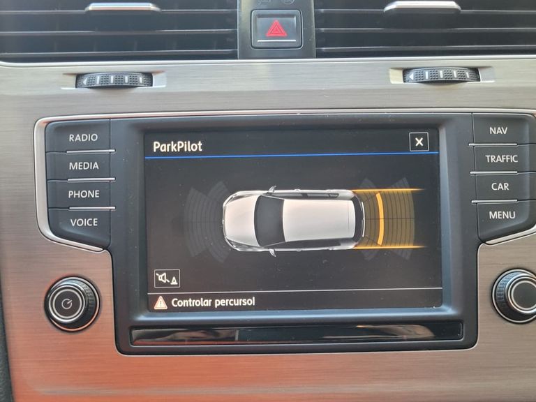 VolksWagen Golf Comfortline 1.0 TSI Total Flex Mec.