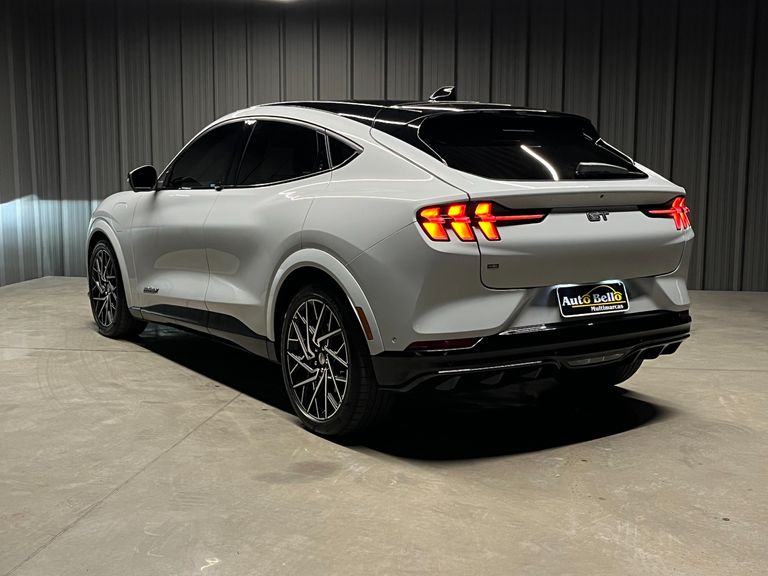 Ford Mustang Mach-E GT Performance (Elétrico)