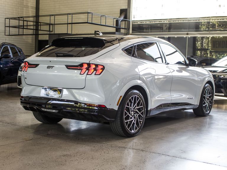 Ford Mustang Mach-E GT Performance (Elétrico)