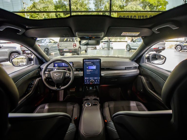 Ford Mustang Mach-E GT Performance (Elétrico)