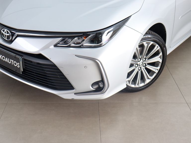 Toyota Corolla XEi 2.0 Flex 16V Aut.