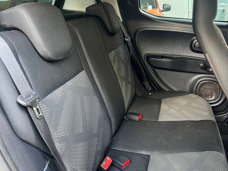 Fiat MOBI EASY on 1.0 Fire Flex 5p.