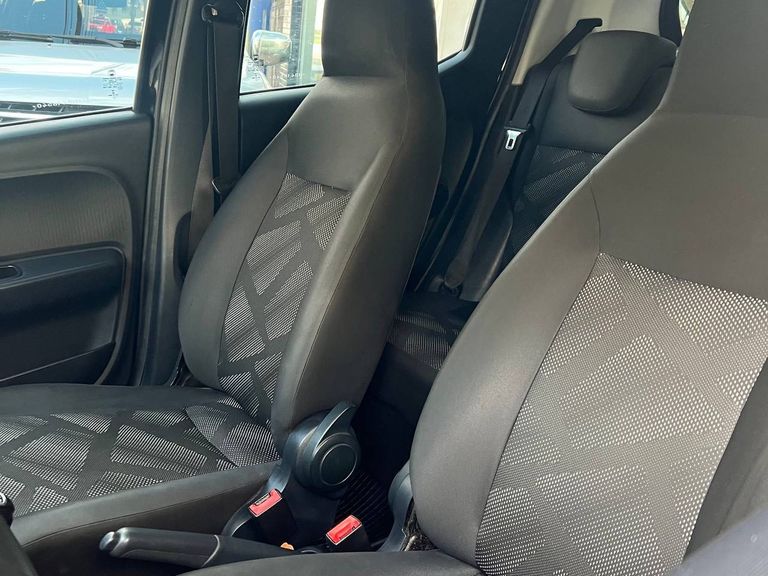 Fiat MOBI EASY on 1.0 Fire Flex 5p.