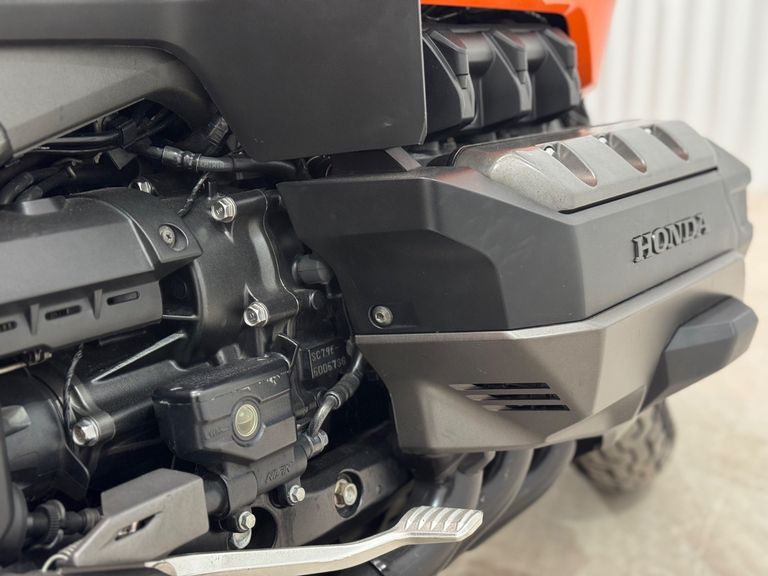 HONDA GOLD WING TOUR 1800