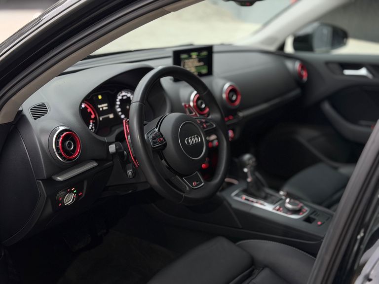 Audi A3 Sportback 1.8 16V TFSI S-tronic 5p