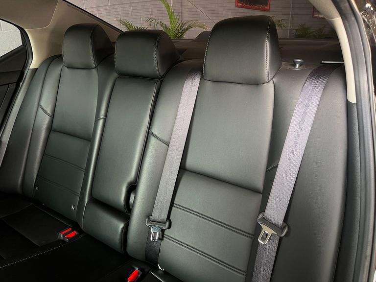 Nissan Sentra Advance 2.0 16V Aut.