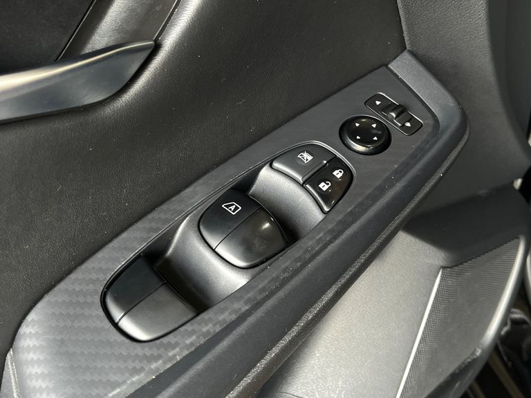 Nissan Sentra Advance 2.0 16V Aut.