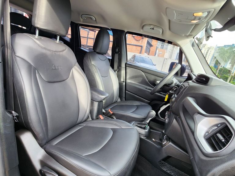 Jeep Renegade Sport 1.8 4x2 Flex 16V Aut.