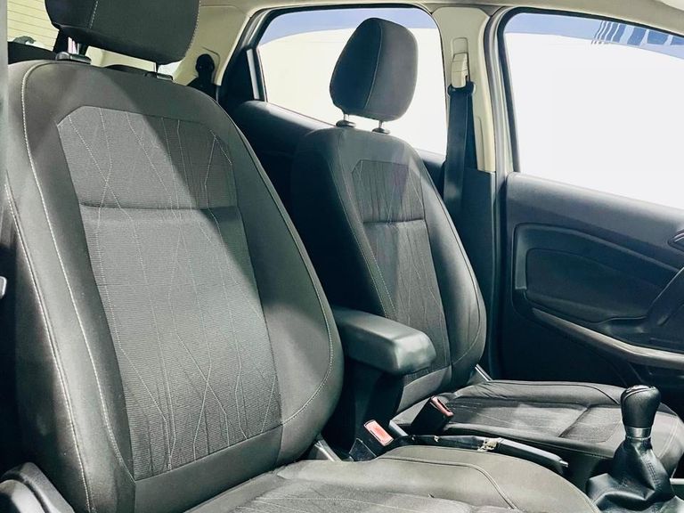 Ford EcoSport SE 1.5 12V Flex 5p Mec.