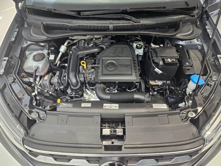 VolksWagen Nivus Highline 1.0 200 TSI Flex Aut.