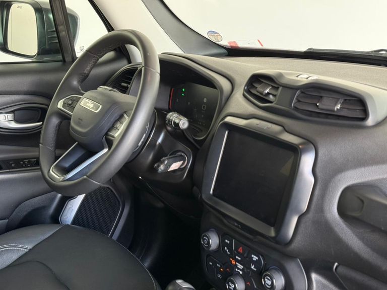 Jeep Renegade Long. T270 1.3 TB 4x2 Flex Aut.