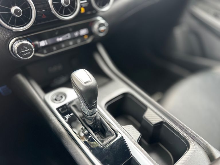 Nissan Sentra Advance 2.0 16V Aut.