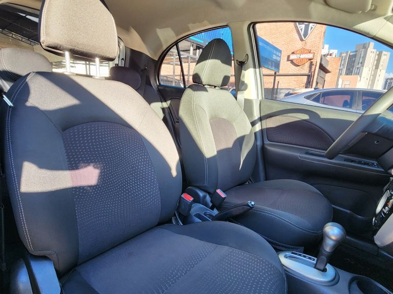 Nissan MARCH SL 1.6 16V FlexStart 5p Aut.