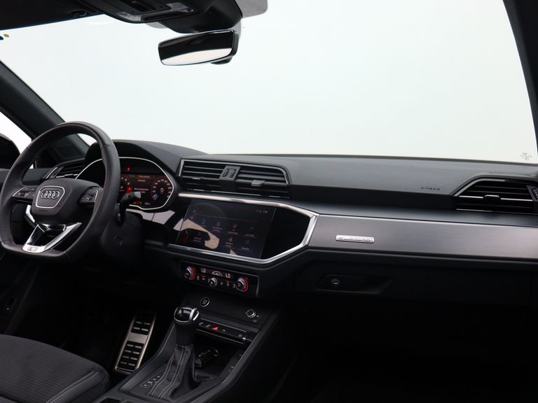 Audi Q3 SPB Perf. Black 2.0 TFSI Tipt. Quat.