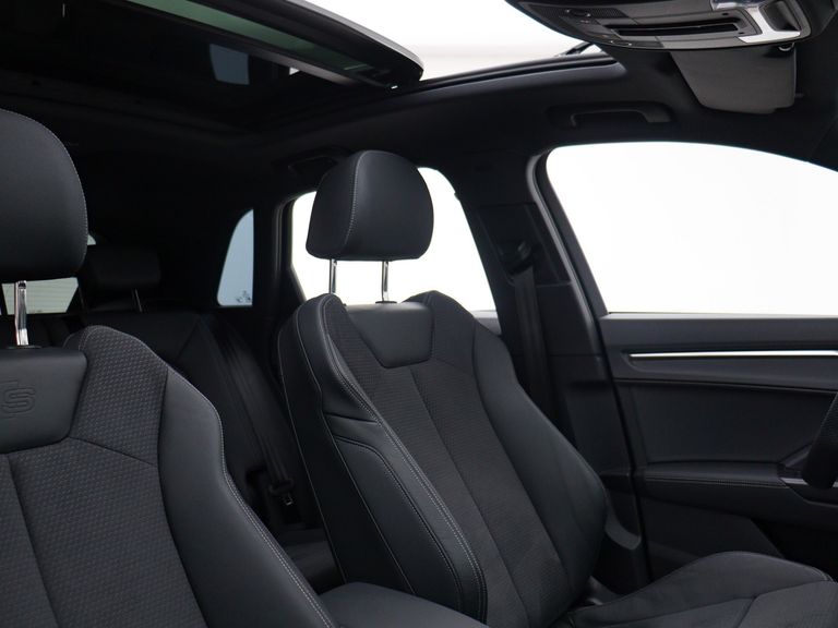 Audi Q3 SPB Perf. Black 2.0 TFSI Tipt. Quat.