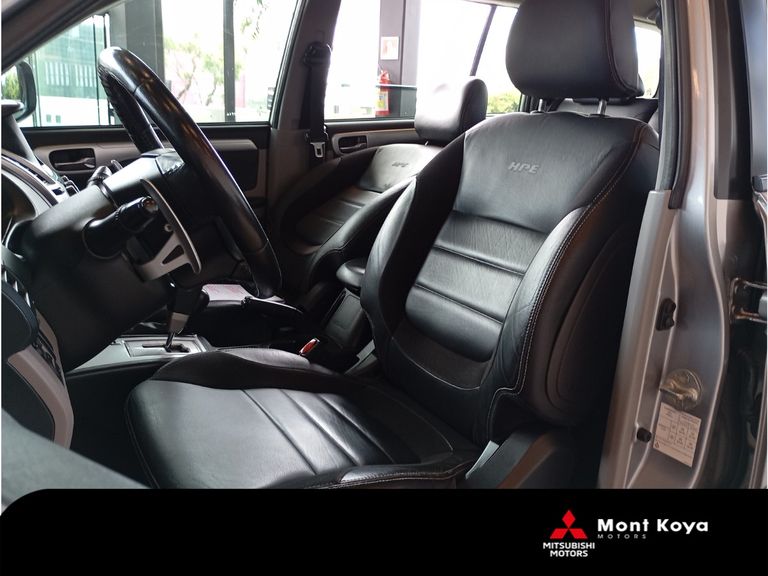 Mitsubishi Pajero HPE Full 3.2 4x4 T.I.Dies. 5p Aut