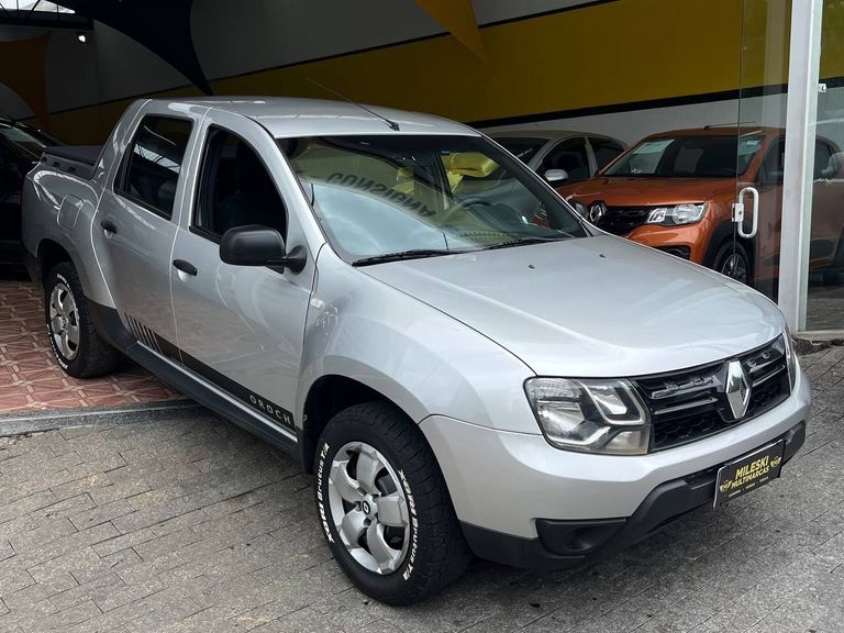 Renault Oroch 16 4x2