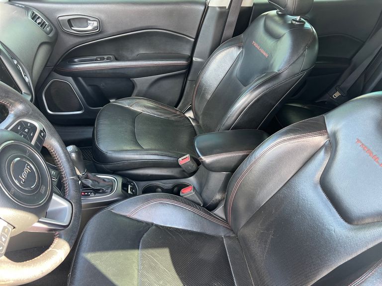 Jeep COMPASS TRAILHAWK 2.0 4x4 Dies. 16V Aut.