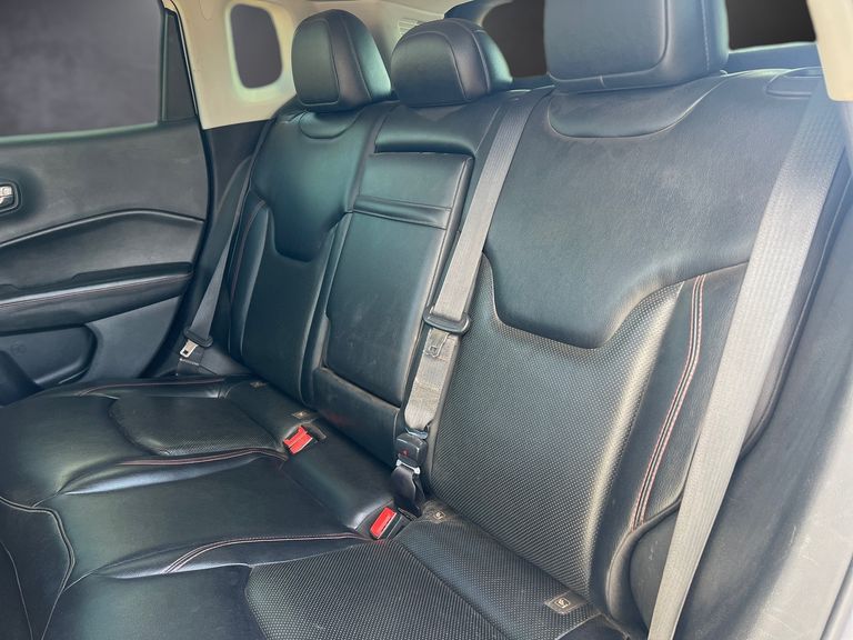 Jeep COMPASS TRAILHAWK 2.0 4x4 Dies. 16V Aut.