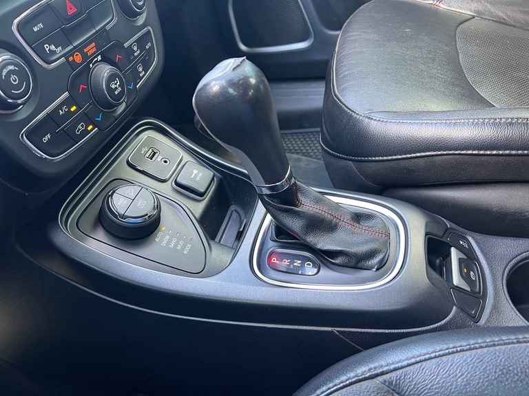 Jeep COMPASS TRAILHAWK 2.0 4x4 Dies. 16V Aut.