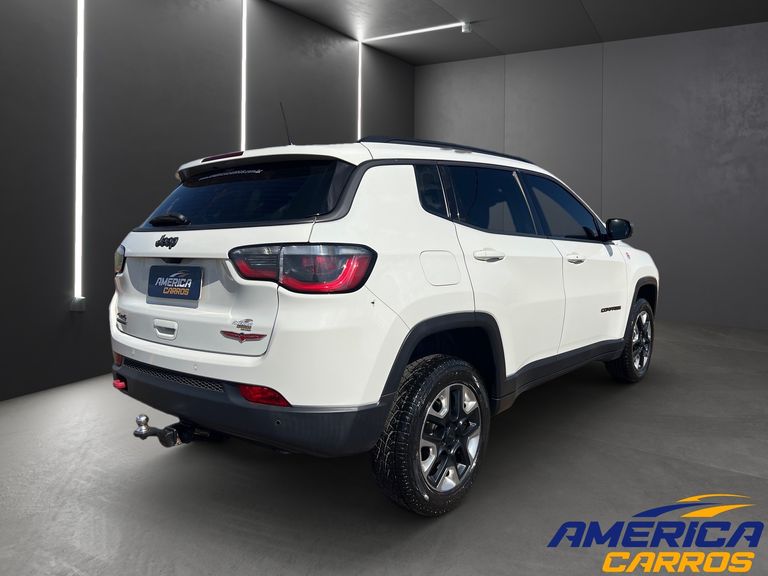 Jeep COMPASS TRAILHAWK 2.0 4x4 Dies. 16V Aut.