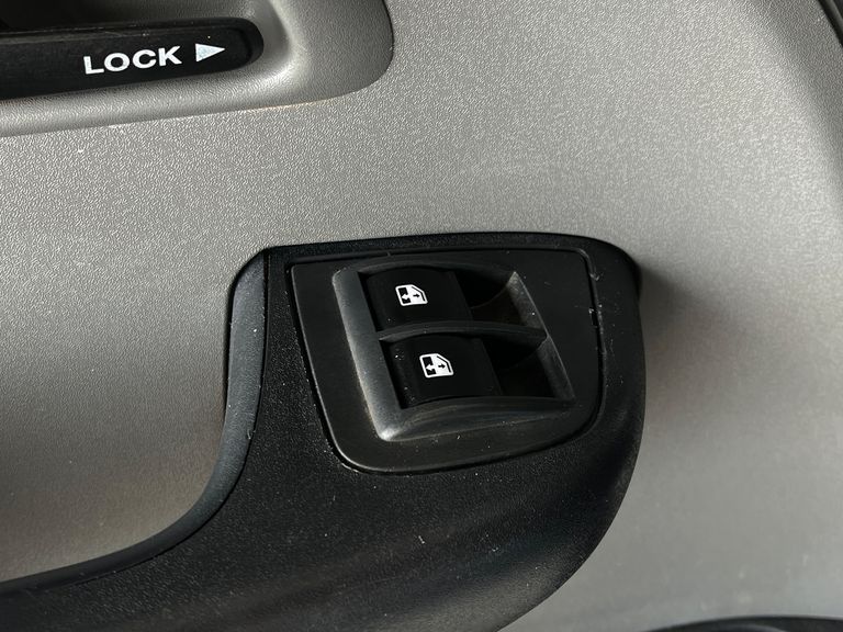 Fiat Doblo ESSENCE 1.8 Flex 16V 5p