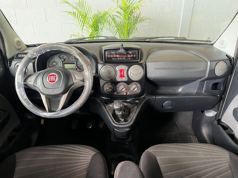 Fiat Doblo ESSENCE 1.8 Flex 16V 5p