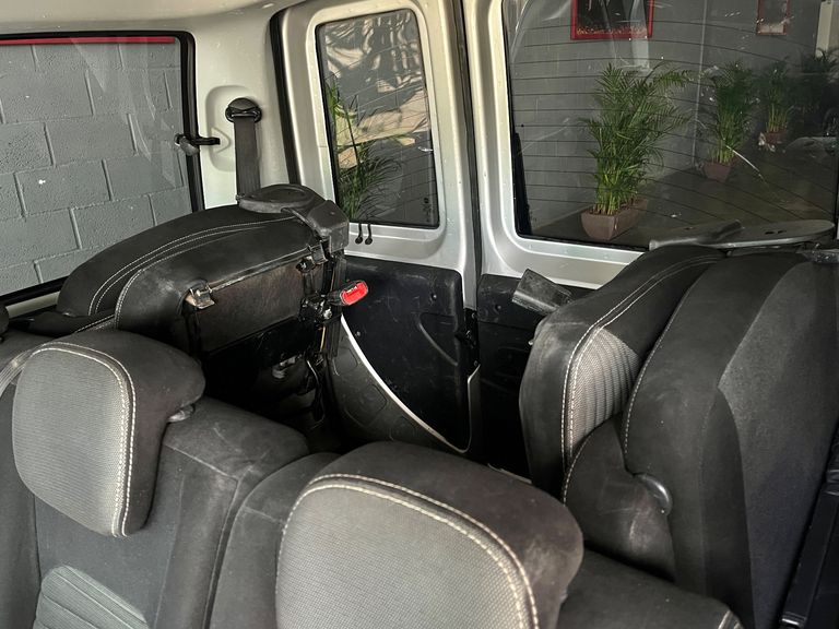 Fiat Doblo ESSENCE 1.8 Flex 16V 5p