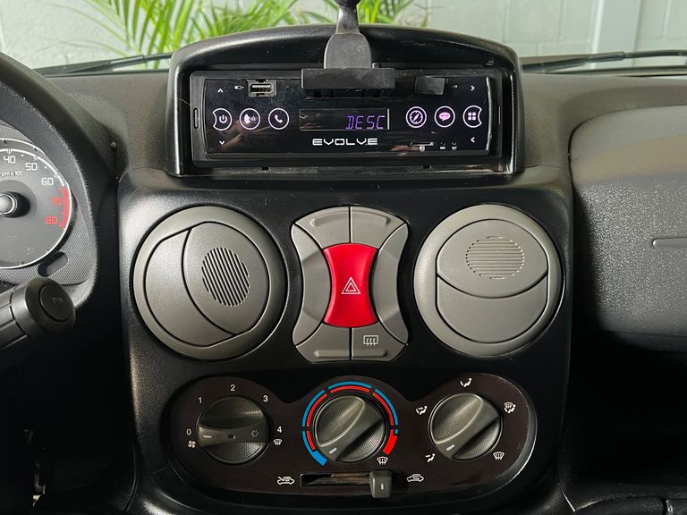 Fiat Doblo ESSENCE 1.8 Flex 16V 5p