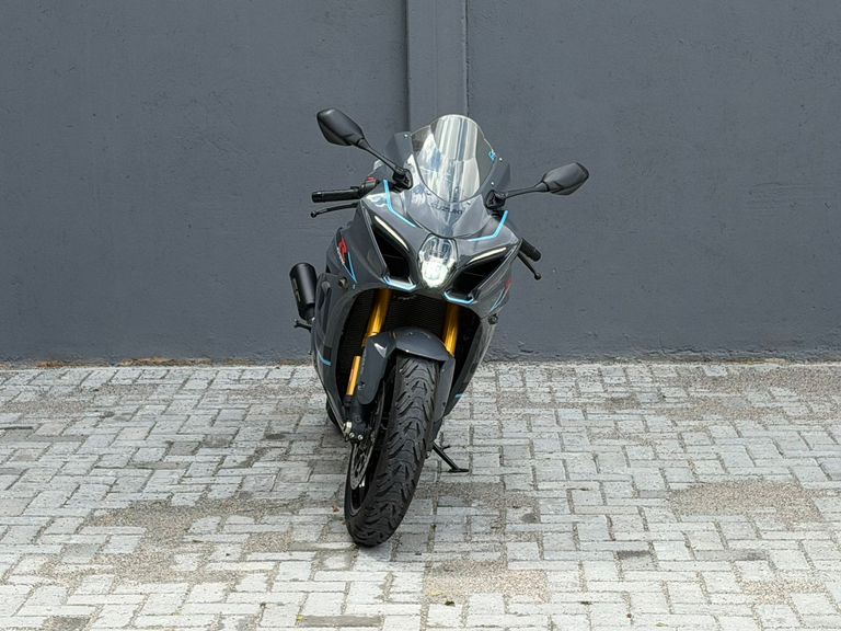 SUZUKI GSX-R 1000 R