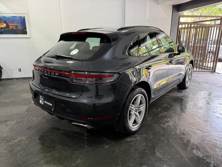 Porsche Macan 2.0 Turbo