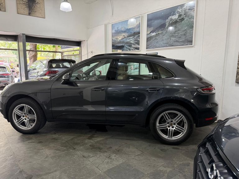 Porsche Macan 2.0 Turbo