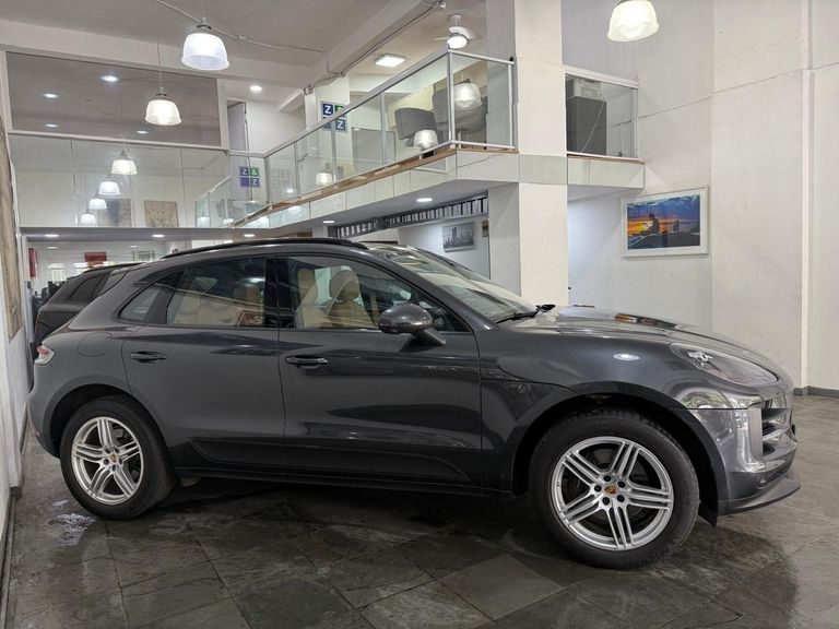 Porsche Macan 2.0 Turbo