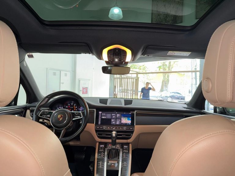 Porsche Macan 2.0 Turbo