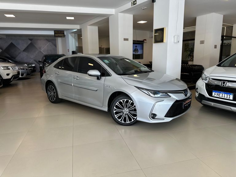 Toyota Corolla Altis Prem. 1.8 Aut. (Híbrido)