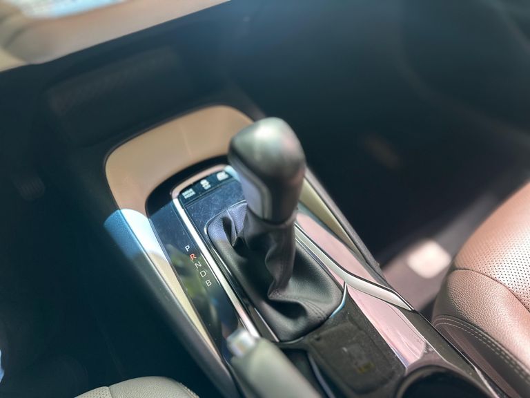 Toyota Corolla Altis Prem. 1.8 Aut. (Híbrido)