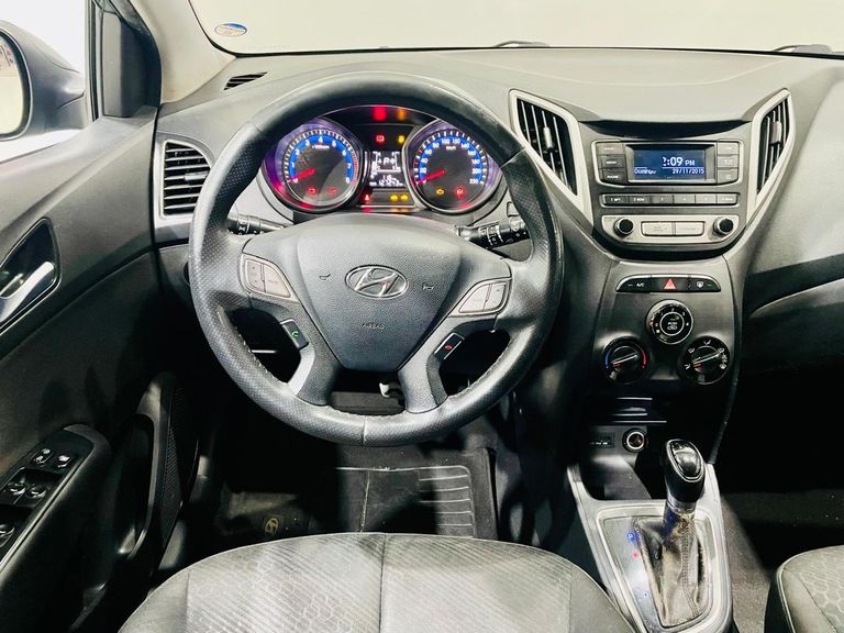 Hyundai HB20X Style 1.6 Flex 16V Aut.