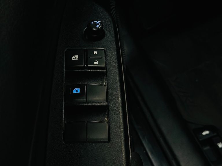 Toyota YARIS XL Live Sedan 1.5 Flex 16V 4p Aut.