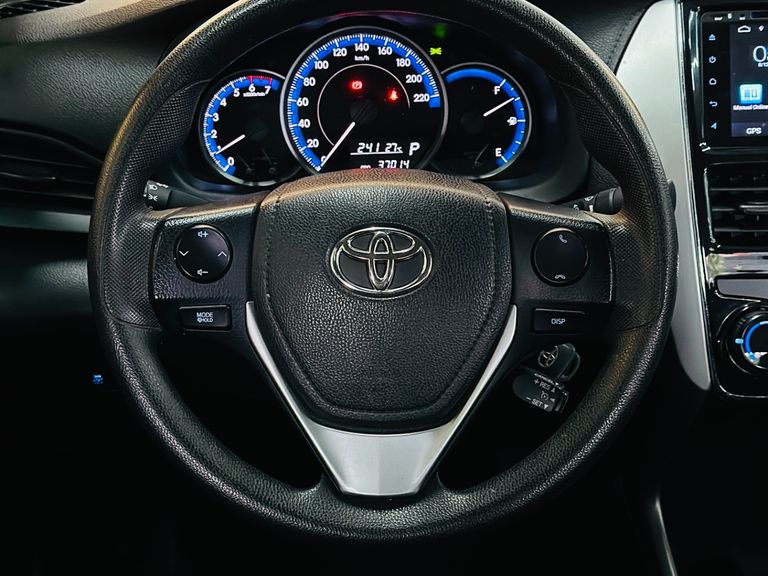 Toyota YARIS XL Live Sedan 1.5 Flex 16V 4p Aut.