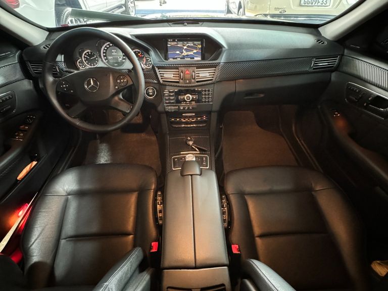 Mercedes E-500 Avant. 5.0 V8 4p Aut. (Blindada)
