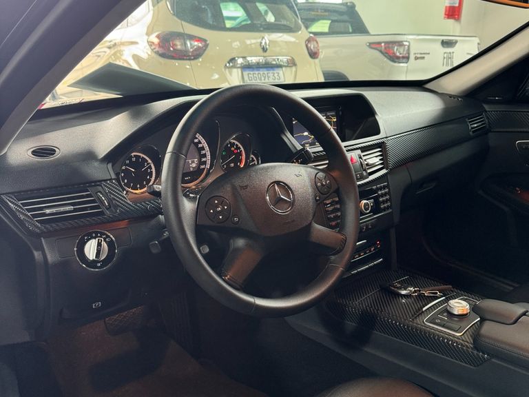 Mercedes E-500 Avant. 5.0 V8 4p Aut. (Blindada)