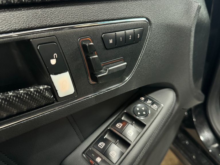 Mercedes E-500 Avant. 5.0 V8 4p Aut. (Blindada)