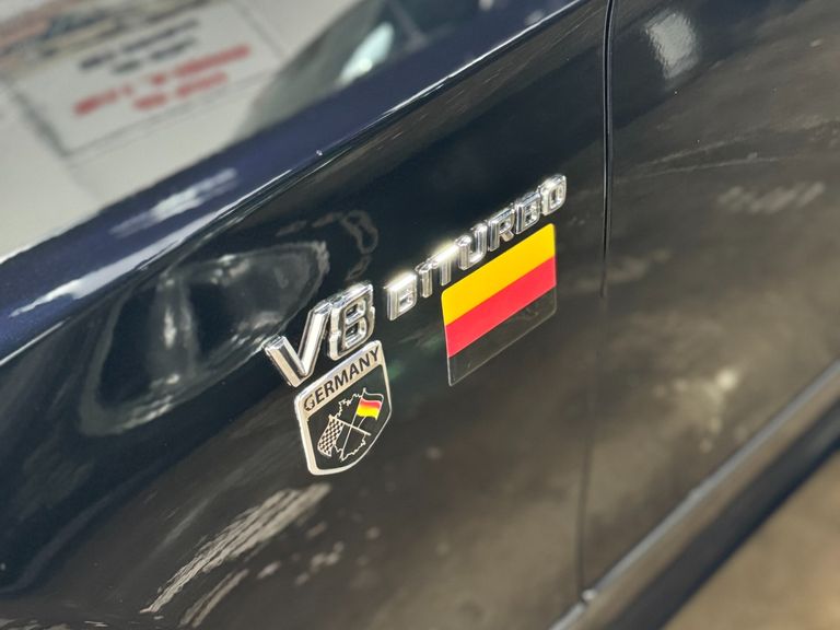 Mercedes E-500 Avant. 5.0 V8 4p Aut. (Blindada)