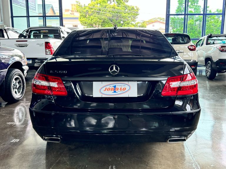 Mercedes E-500 Avant. 5.0 V8 4p Aut. (Blindada)