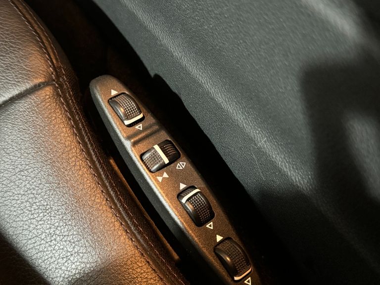 Mercedes E-500 Avant. 5.0 V8 4p Aut. (Blindada)